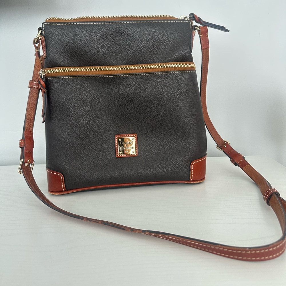 Dooney & Bourke Crossbody Bag